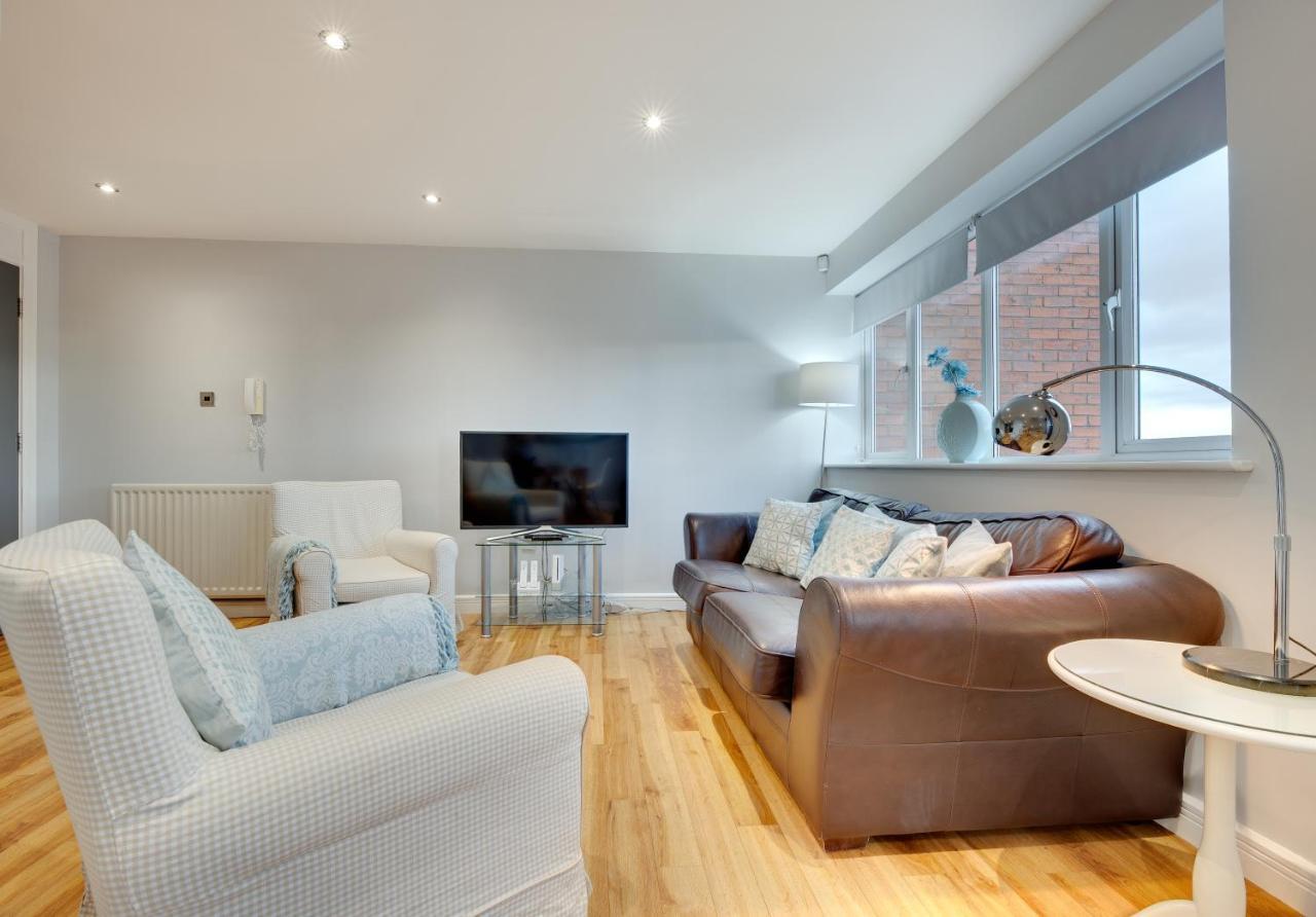 Swan 2a By Week2week Apartment Newcastle upon Tyne